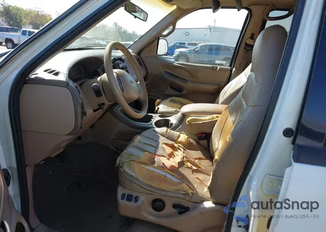 1998 Ford Expedition z USA, uszkodzony, nr VIN 1FMR417XWLA87930